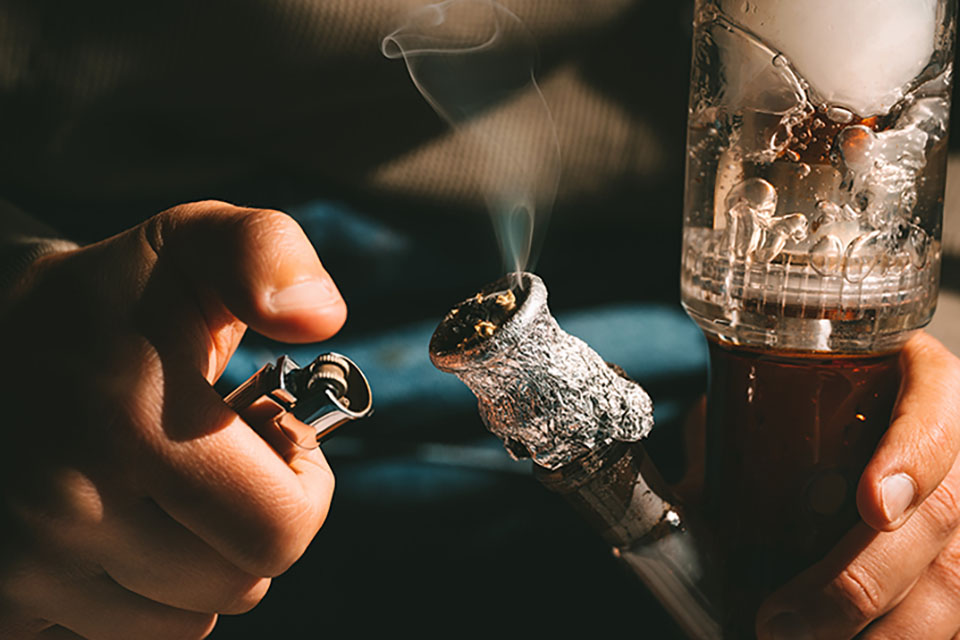Cannabis Etiquette - Learn the 12 Rules of Smoking Weed like a Pro