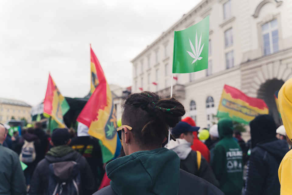 How to Meet Stoners in Your Area