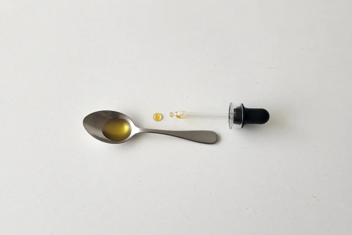 Dropper measuring a small tincture dose